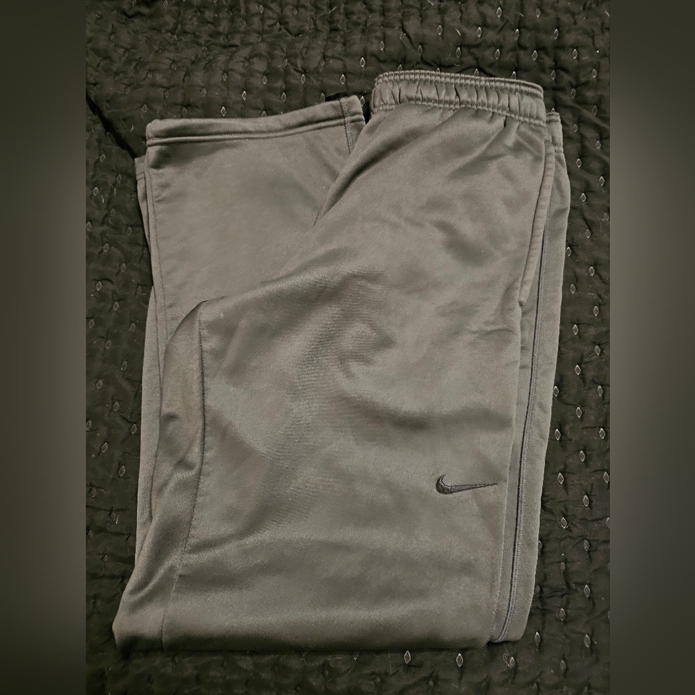 Nike Youth Gray Sweatpants